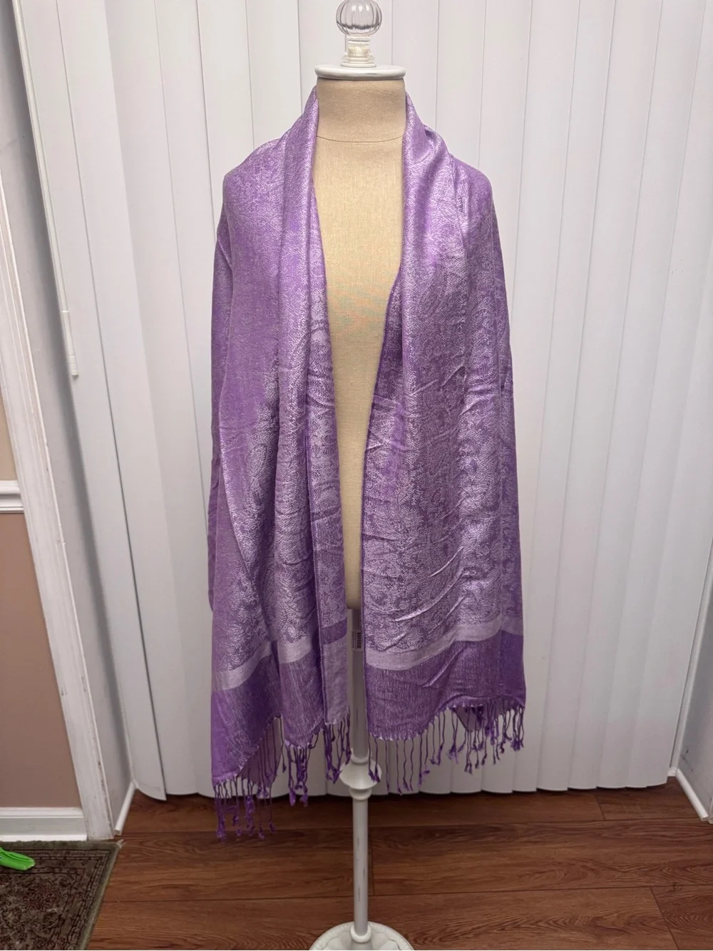 Luxurious Pashmina Purple Shawl Wrap - Elegant Women's Accessory